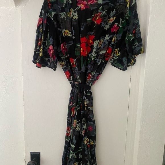Design Lab Lord & Taylor Floral Wrap Dress Size Small - Picture 3 of 7